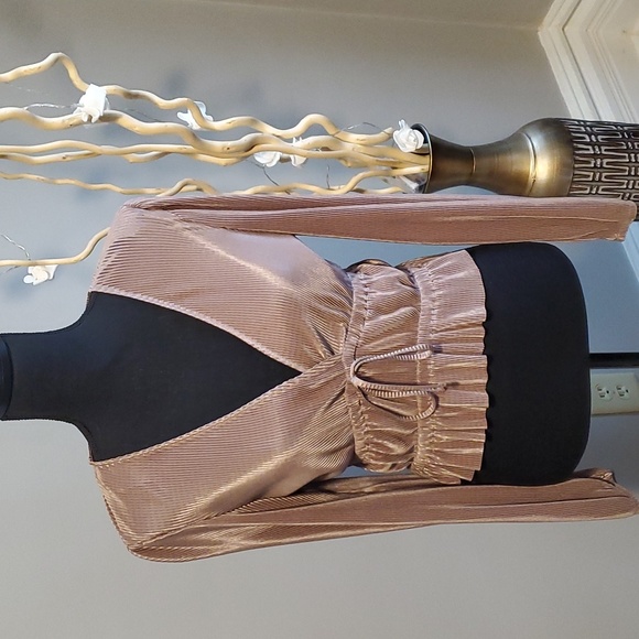 ZARA size L women top‎ - Picture 1 of 8